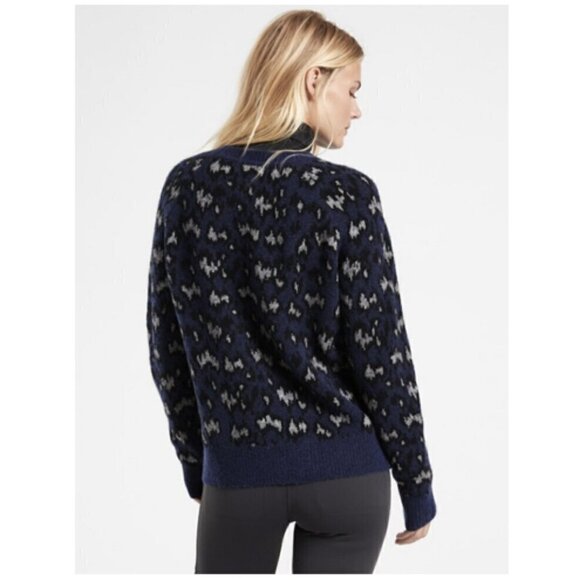 Athleta Hawthorn Textured Crewneck Wool Blend Sweater Navy Animal Print Size 1X - Picture 3 of 8